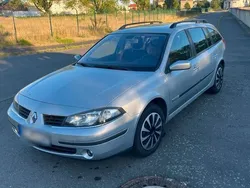 Silber Gebraucht 2005 Renault Laguna II Kombi | 1.750 € (Fairer Preis)