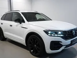 Oryxweiss (metallic) Gebraucht 2021 VW Touareg R-line SUV | 59.900 € (Etwas zu teuer)
