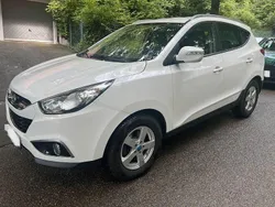 Weiß Gebraucht 2012 Hyundai ix35 Edition SUV | 9.800 € (Fairer Preis)