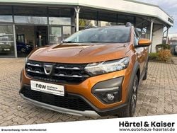 Taklamakanorangemetallic (orange) Gebraucht 2022 Dacia Sandero Comfort SUV | 13.980 € (Guter Preis)