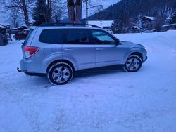 Silber Gebraucht 2012 Subaru Forester Active SUV | 9.000 € (Teuer)