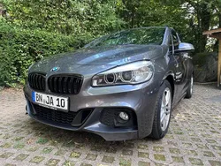 Grau Gebraucht 2017 BMW 220 Active Tourer M Sport Van / Kleinbus | 19.200 € (Fairer Preis)
