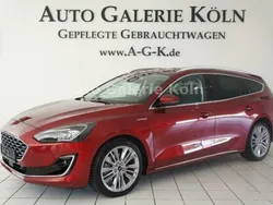 Rot metallic Gebraucht 2019 Ford Focus Vignale Kombi | 23.990 € (Teuer)