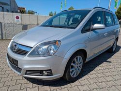Silber Gebraucht 2006 Opel Zafira Van / Kleinbus | 4.900 € (Teuer)