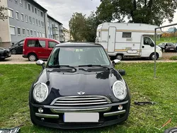 Schwarz Gebraucht 2004 Mini ONE Kleinwagen | 1.799 €