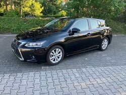 Schwarz Gebraucht 2015 Lexus CT200h Limousine | 13.990 € (Guter Preis)