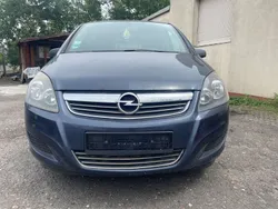 Grau Gebraucht 2009 Opel Zafira Selection Van / Kleinbus | 690 €