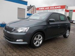 Quarzgrau metallic Gebraucht 2016 Skoda Fabia Joy Kleinwagen | 12.500 € (Fairer Preis)