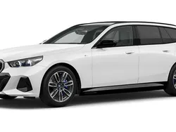Weiß Gebraucht 2024 BMW i5 Comfort Edition Limousine | 76.555 €