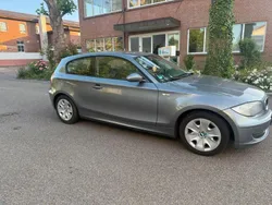 Grau Gebraucht 2009 BMW 116 Kleinwagen | 3.750 €