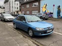 Blau Gebraucht 1999 Peugeot 306 Limousine | 3.500 €