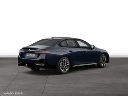 Schwarz Gebraucht 2024 BMW i5 Limousine | 70.412 €