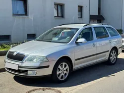 Silber Gebraucht 2006 Skoda Octavia Elegance Kombi | 1.700 € (Guter Preis)