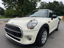 Weiß Gebraucht 2016 Mini ONE Kleinwagen | 7.290 € (Fairer Preis)