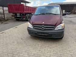 Rot Gebraucht 2012 Mercedes Vito Van / Kleinbus | 4.300 €