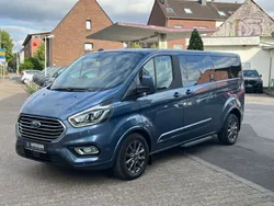 Blau Gebraucht 2020 Ford Tourneo Custom Titanium X Van / Kleinbus | 39.900 € (Guter Preis)