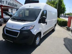 Weiss Gebraucht 2018 Peugeot Boxer Avantage Van | 19.049 € (Fairer Preis)