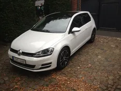Weiß Gebraucht 2016 VW Golf VII Allstar Limousine | 12.800 € (Guter Preis)