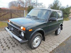 Grün Gebraucht 2020 Lada niva SUV | 14.999 € (Fairer Preis)