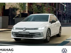 Weiß Neu 2025 VW Golf VIII Life Limousine | 29.990 € (Superpreis)
