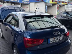 Grau Gebraucht 2012 Audi A1 Attraction Kleinwagen | 5.100 € (Fairer Preis)