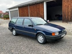 Blau Gebraucht 1991 VW Passat Kombi | 5.300 €