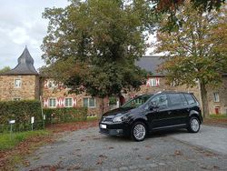 Schwarz Gebraucht 2015 VW Touran Cup Van / Kleinbus | 11.749 € (Guter Preis)