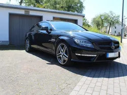 Schwarz Gebraucht 2013 Mercedes CLS63 AMG AMG Coupé | 50.000 € (Etwas zu teuer)