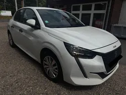 Weiß Gebraucht 2021 Peugeot 208 Kleinwagen | 6.188 € (Superpreis)