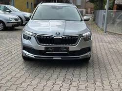 Silber Gebraucht 2021 Skoda Kamiq Ambition SUV | 19.990 € (Fairer Preis)