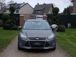 Braun Gebraucht 2013 Ford Focus Champions Edition Limousine | 5.999 € (Fairer Preis)