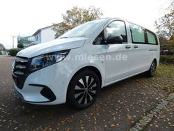 Weiß Gebraucht 2024 Mercedes Vito Van / Kleinbus | 74.673 €
