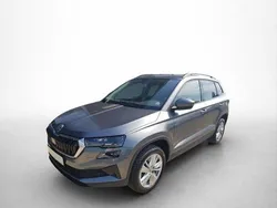 Graphitegrau (5x5x) (metallic) Gebraucht 2024 Skoda Karoq Selection SUV | 29.989 € (Guter Preis)