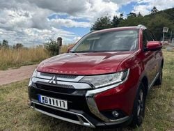 Rot Gebraucht 2019 Mitsubishi Outlander Active SUV | 16.500 € (Guter Preis)