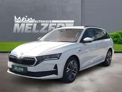 Moonweiß Neu 2025 Skoda Octavia Tour Kombi | 41.780 € (Teuer)