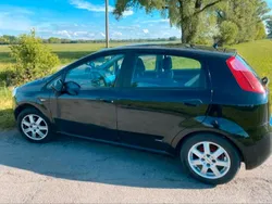 Schwarz Gebraucht 2006 Fiat Grande Punto Kleinwagen | 1.200 € (Fairer Preis)