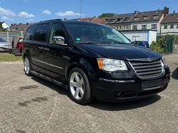 Schwarz Gebraucht 2008 Chrysler Voyager Van / Kleinbus | 8.599 € (Etwas zu teuer)