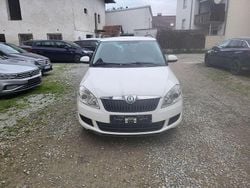 Bila candy/candyweiss Gebraucht 2012 Skoda Fabia Family Kleinwagen | 2.300 € (Guter Preis)