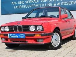 Rot Gebraucht 1990 BMW 325 M Sport Limousine | 12.890 €
