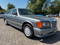 Grau Gebraucht 1989 Mercedes S300 SE Limousine | 14.990 €