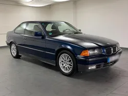 Blau Gebraucht 1991 BMW 325 Coupé | 16.890 €