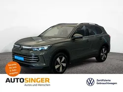 Cipressinogrün metallic Gebraucht 2024 VW Tiguan Elegance SUV | 45.920 € (Superpreis)