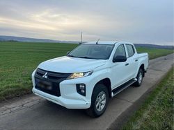 Weiß Gebraucht 2021 Mitsubishi L Basis SUV | 26.500 €