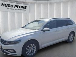 Weiß Gebraucht 2021 VW Passat Business Kombi | 20.490 € (Guter Preis)