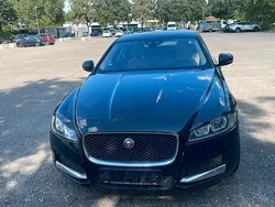 Schwarz Gebraucht 2018 Jaguar XF Limousine | 4.500 €