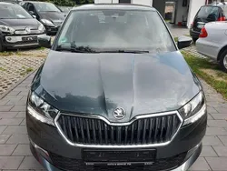 Grau Gebraucht 2020 Skoda Fabia Cool Plus Kombi | 12.900 € (Fairer Preis)