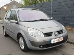 Grau Gebraucht 2004 Renault Scénic II Authentique Van / Kleinbus | 2.850 € (Fairer Preis)