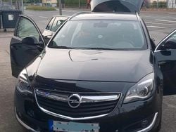 Schwarz Gebraucht 2016 Opel Insignia Kombi | 5.000 € (Guter Preis)