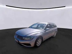 Silber Gebraucht 2022 VW Passat Kombi | 23.430 € (Guter Preis)