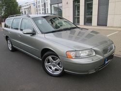 Grün Gebraucht 2007 Volvo V70 Comfort Kombi | 3.499 € (Fairer Preis)